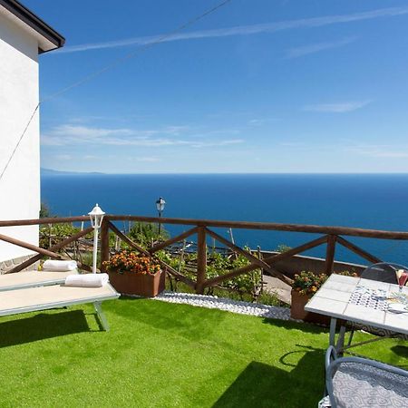 Holidays Perla D'Amalfi Exterior foto